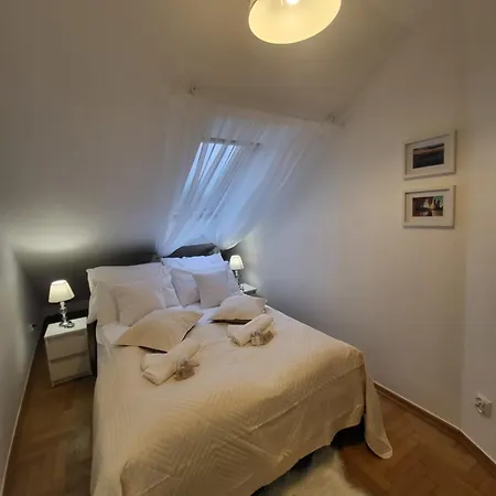 Kochanowskiego 12 Apartamento