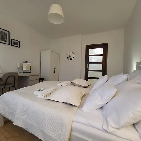 Kochanowskiego 12 كراكوفيا