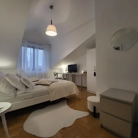 Apartamento Kochanowskiego 12 *