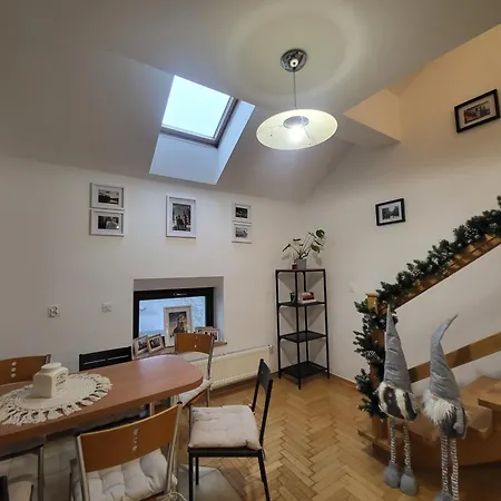 Apartment Kochanowskiego 12