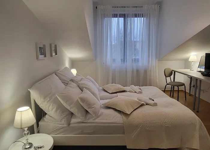 Kochanowskiego 12 * Krakow