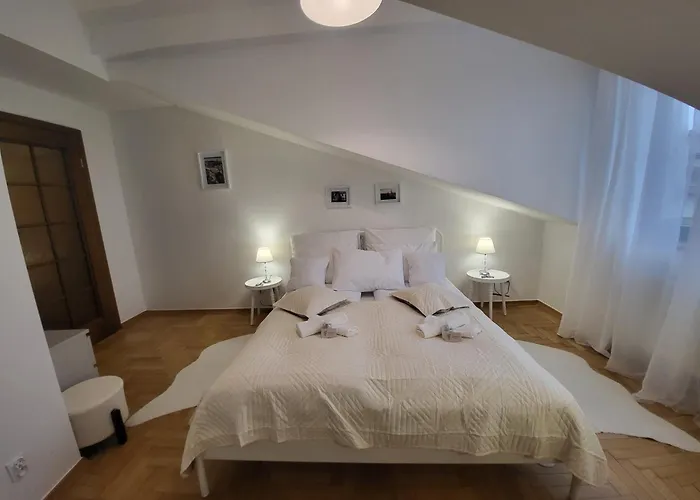 Kochanowskiego 12 Apartment Krakow