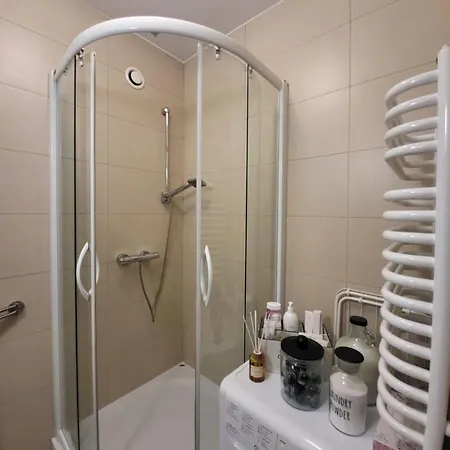 Kochanowskiego 12 Apartment *